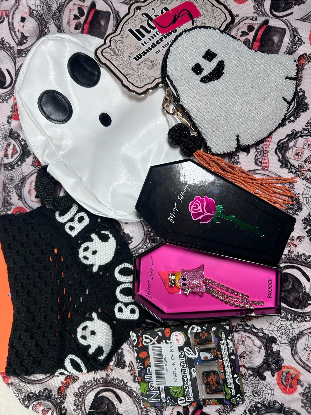 NEW Halloween Spooky Ghost Bundle Purse Tote Betsey Johnson Brooch Nails Bandana